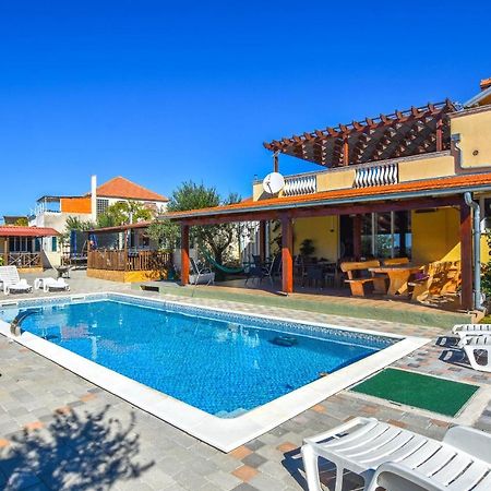 Apartments Flora Pakoštane Εξωτερικό φωτογραφία